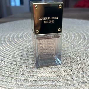 Michael Kors Glam Jasmine 1oz EDP